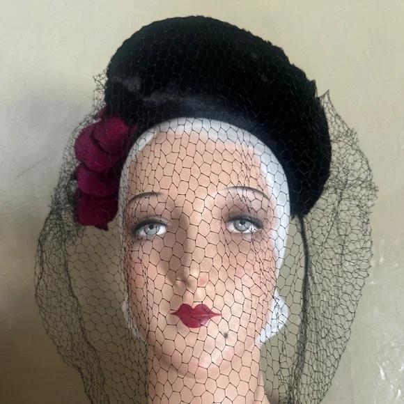 REGAL 1940's FUCHSIA FELT HAT - BLACK MUTTON TRIM AND FELT "ROSES" + FULL VEIL